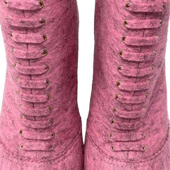 CHANEL 15A Pink Felt Ankle Booties Gold Quilted Block Heel IT 38, US 8 A G30906 - Picture 16 of 16